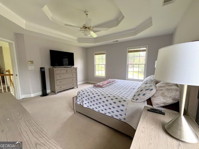 3884 Meandering Way SW, Lilburn, GA 30047