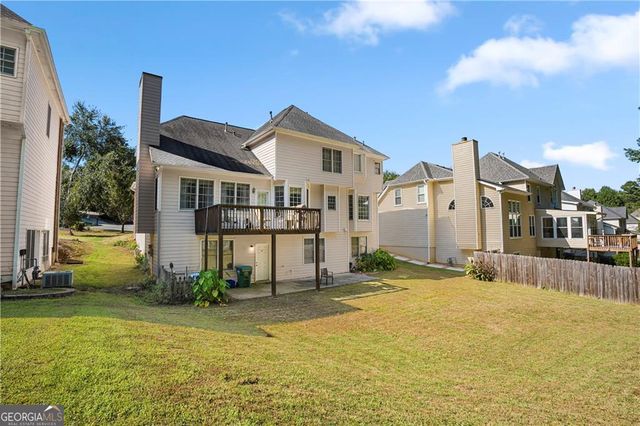 3884 Meandering Way SW, Lilburn, GA 30047