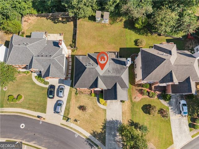 3884 Meandering Way SW, Lilburn, GA 30047