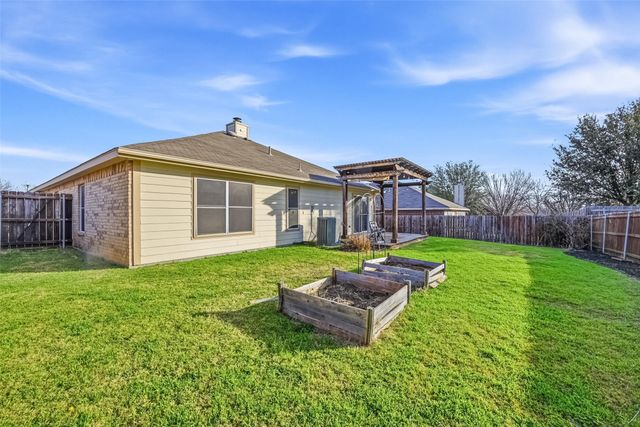 1409 Santos Drive, Denton, TX 76207