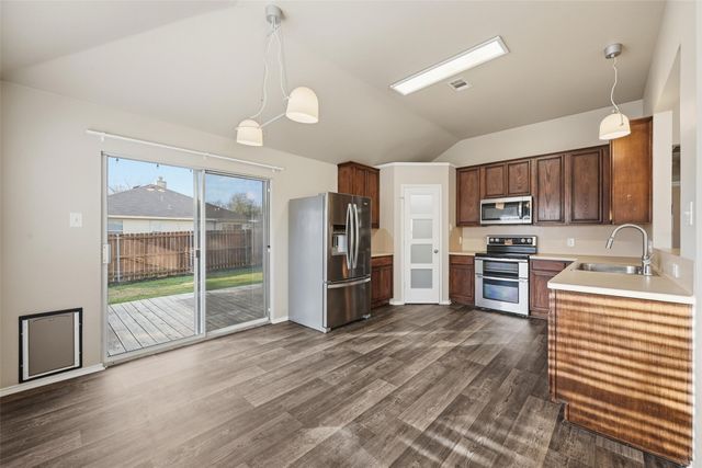 1409 Santos Drive, Denton, TX 76207