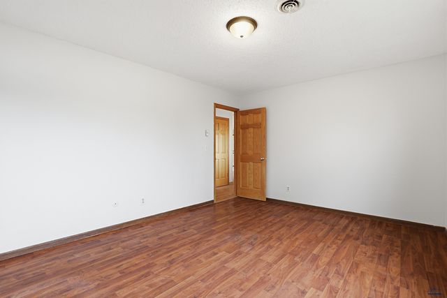 1235 ENNEN DR, Rapid City, SD 57703