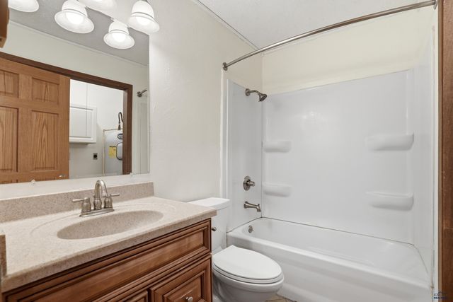 1235 ENNEN DR, Rapid City, SD 57703