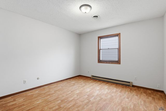 1235 ENNEN DR, Rapid City, SD 57703