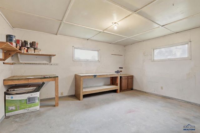 1235 ENNEN DR, Rapid City, SD 57703