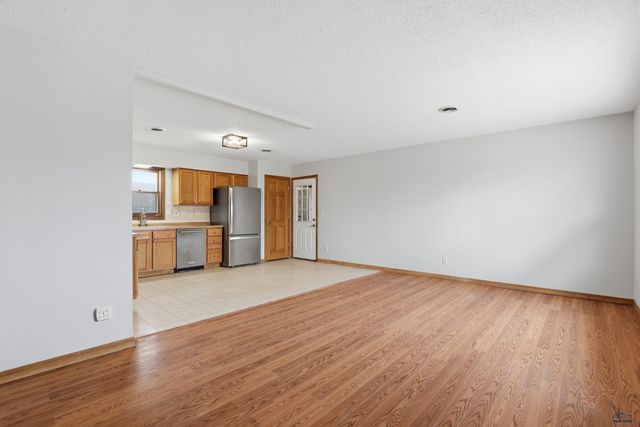 1235 ENNEN DR, Rapid City, SD 57703