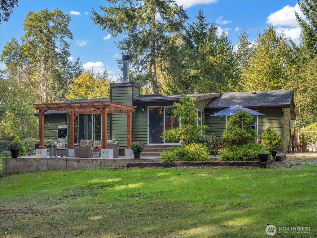 19816 30th Street SW, Lakebay, WA 98349