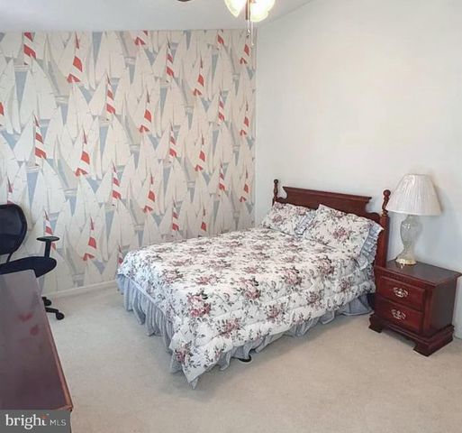 13220 OAK FARM DR, Woodbridge, VA 22192