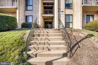 6155 EDSALL RD #J, Alexandria, VA 22304