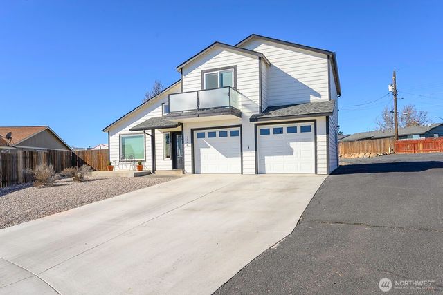 326 N Clark Road, Moses Lake, WA 98837