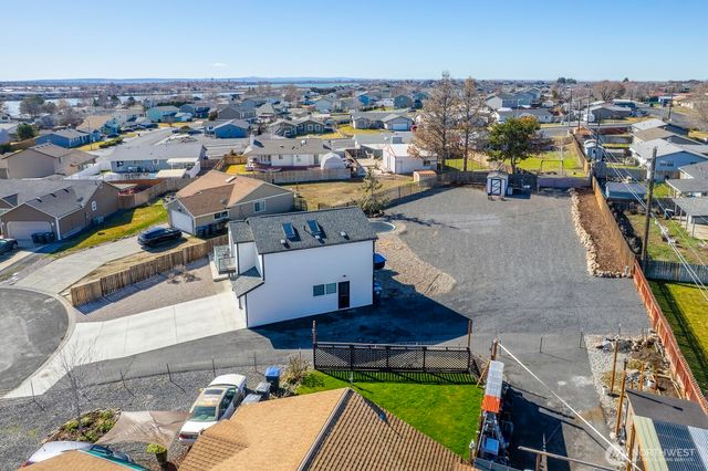 326 N Clark Road, Moses Lake, WA 98837