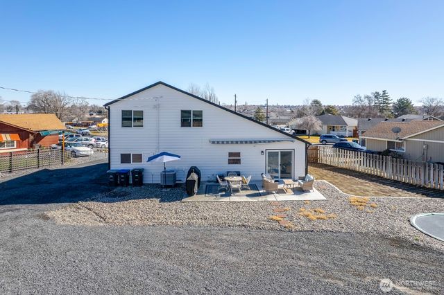 326 N Clark Road, Moses Lake, WA 98837