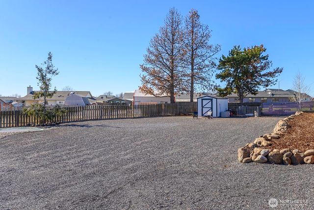 326 N Clark Road, Moses Lake, WA 98837
