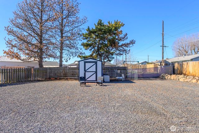326 N Clark Road, Moses Lake, WA 98837