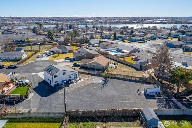 326 N Clark Road, Moses Lake, WA 98837