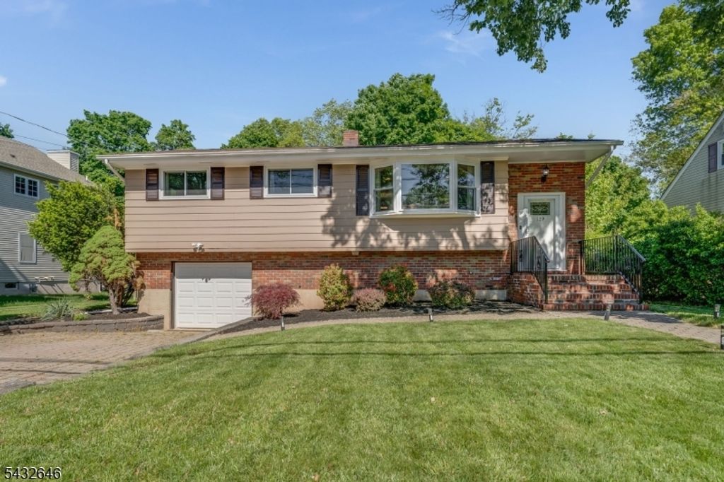 129 Chestnut St, Bridgewater Twp., NJ 08807