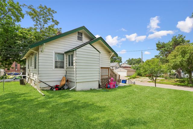 410 Douglas Avenue, Des Moines, IA 50313