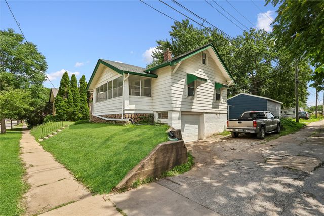 410 Douglas Avenue, Des Moines, IA 50313