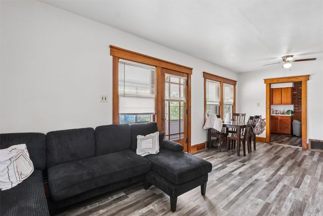 410 Douglas Avenue, Des Moines, IA 50313