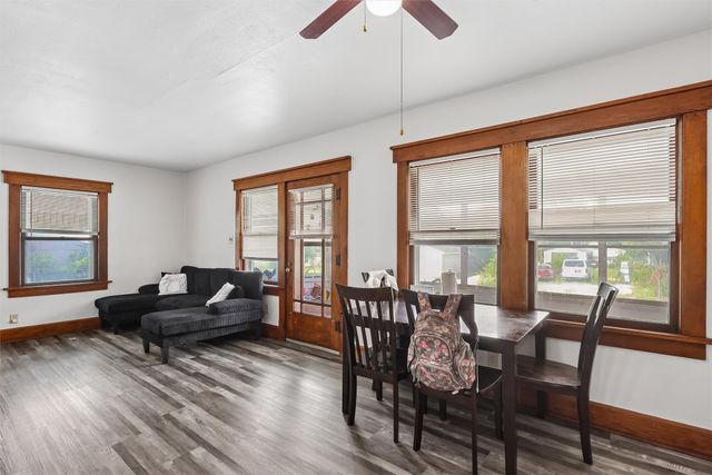 410 Douglas Avenue, Des Moines, IA 50313
