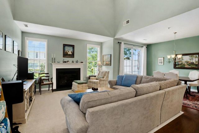 1198 WEBB DR, Perkasie, PA 18944