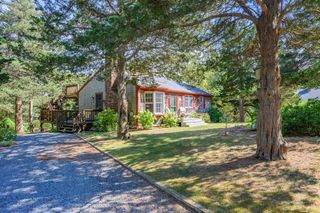 10 Polly Seabury Way, Eastham, MA 02642