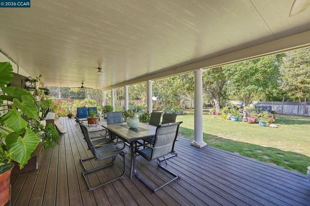 1211 Orange St, Concord, CA 94518