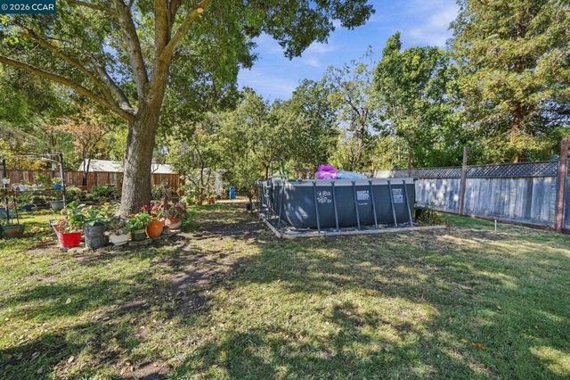 1211 Orange St, Concord, CA 94518
