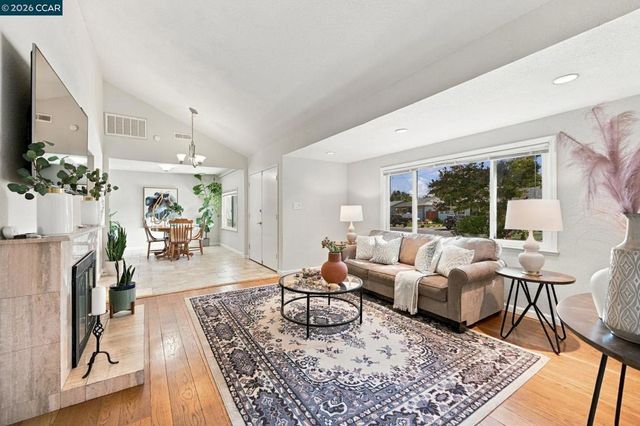 1211 Orange St, Concord, CA 94518