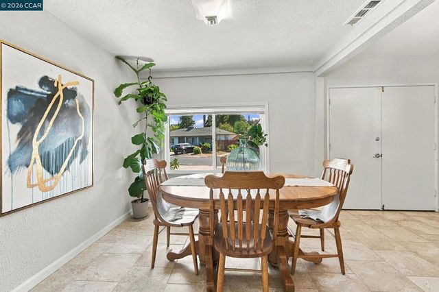 1211 Orange St, Concord, CA 94518