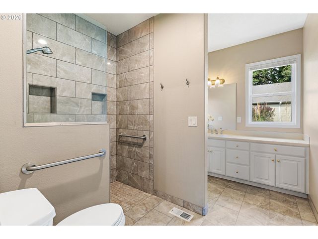 8781 BOULDER RIDGE Ct Se, Salem, OR 97317