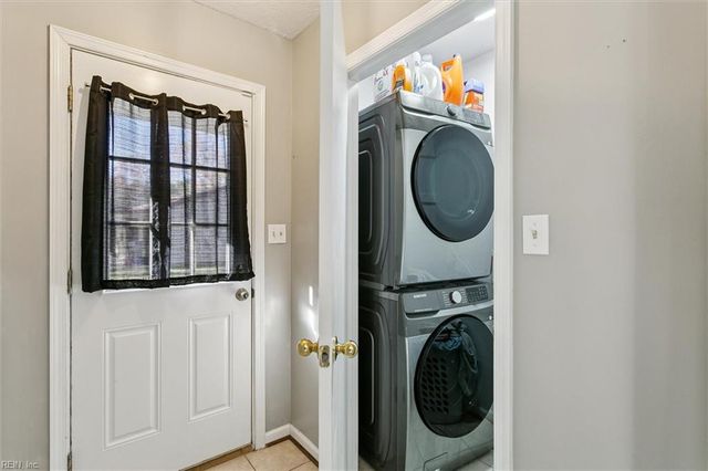 4699 Clopton DR, Hayes, VA 23072