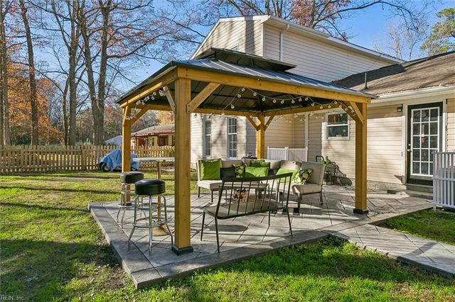 4699 Clopton DR, Hayes, VA 23072