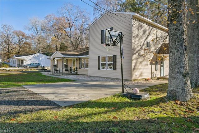 4699 Clopton DR, Hayes, VA 23072