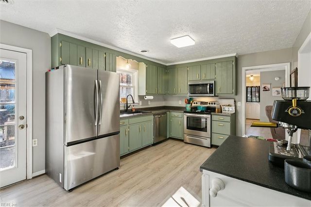 4699 Clopton DR, Hayes, VA 23072