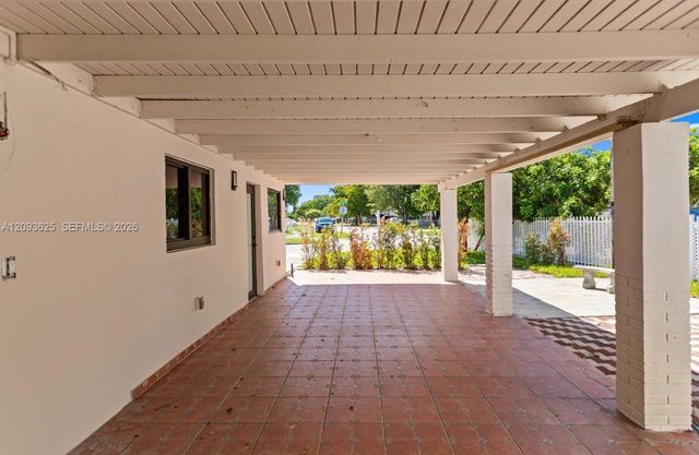 191 SE 6th Avenue, Hialeah, FL 33010