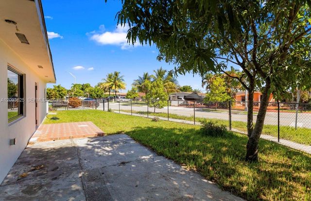 191 SE 6th Avenue, Hialeah, FL 33010