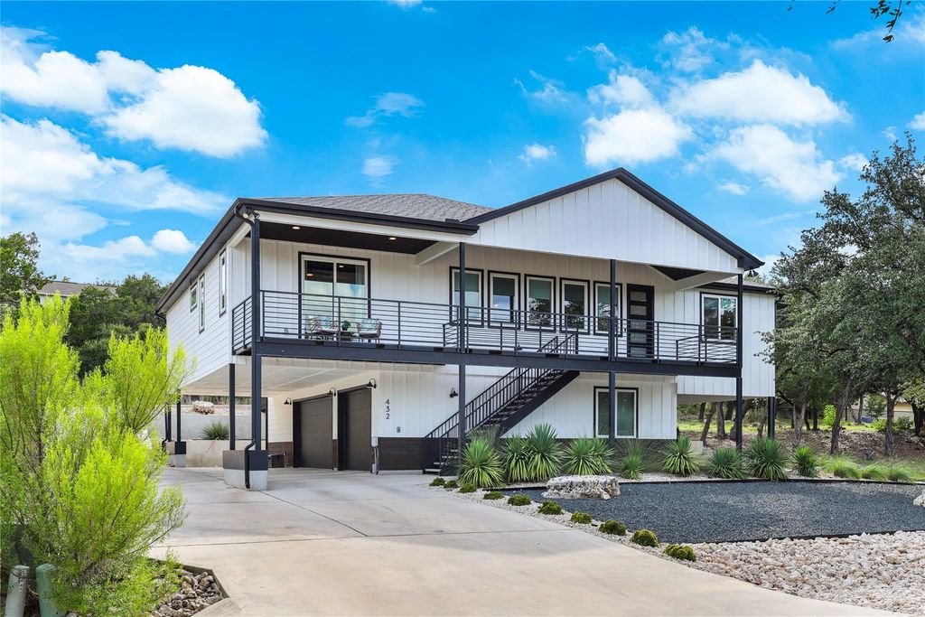 432 Venture BLVD S, Point Venture, TX 78645