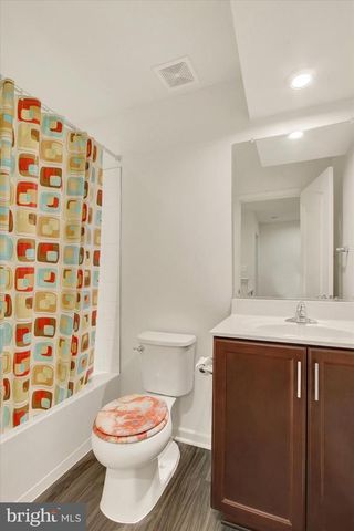 17 NATURES WAY CIR, New Oxford, PA 17350