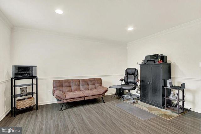 17 NATURES WAY CIR, New Oxford, PA 17350