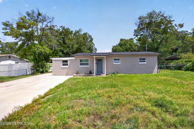 341 PARKWOOD Drive, Orange Park, FL 32073