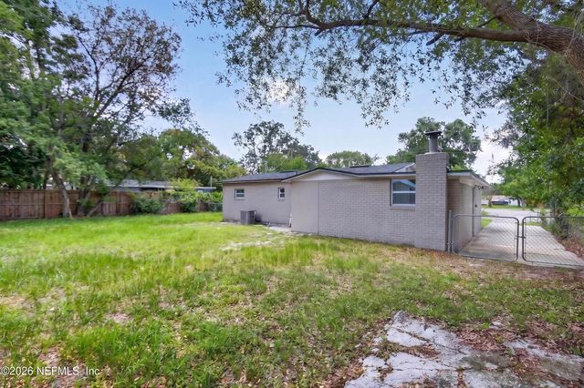 341 PARKWOOD Drive, Orange Park, FL 32073