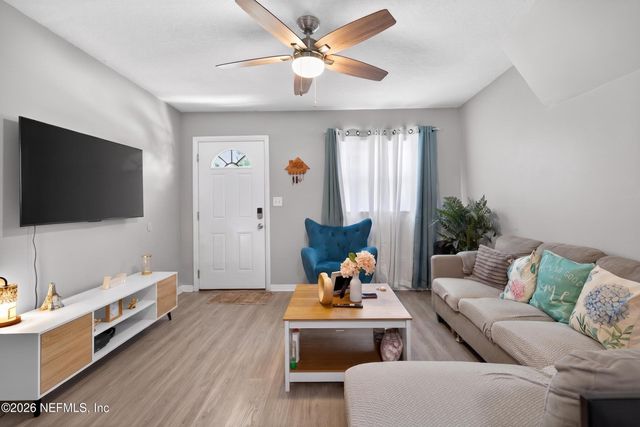 341 PARKWOOD Drive, Orange Park, FL 32073
