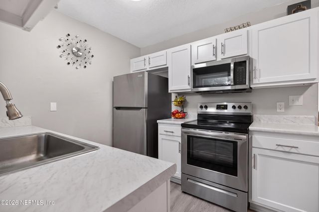 341 PARKWOOD Drive, Orange Park, FL 32073