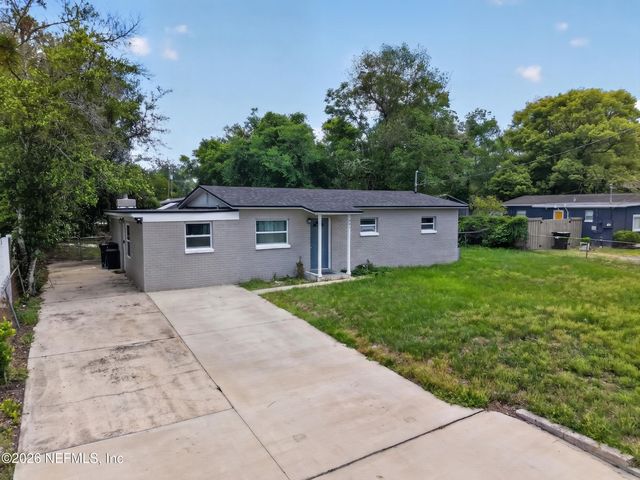 341 PARKWOOD Drive, Orange Park, FL 32073