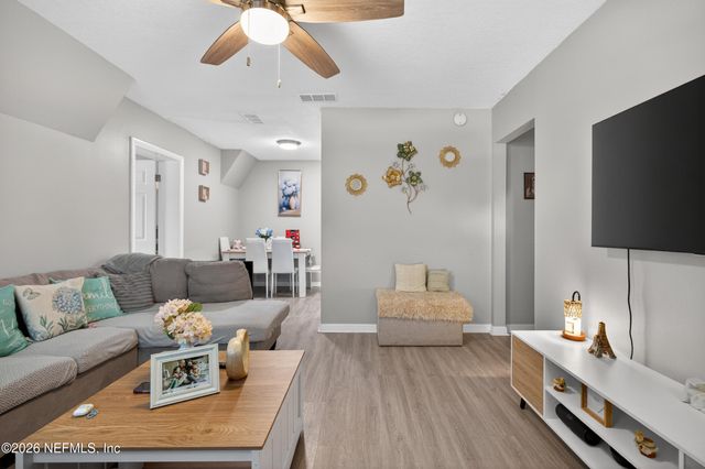 341 PARKWOOD Drive, Orange Park, FL 32073