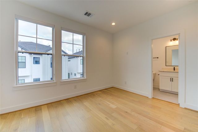 10926 Fire Creek Drive, Houston, TX 77043