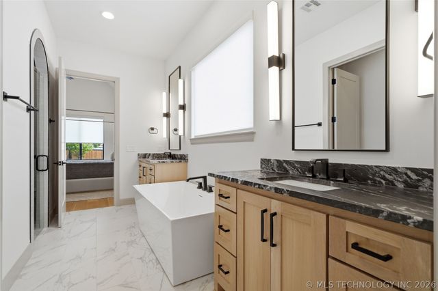 12011 S Vandalia Avenue, Tulsa, OK 74137