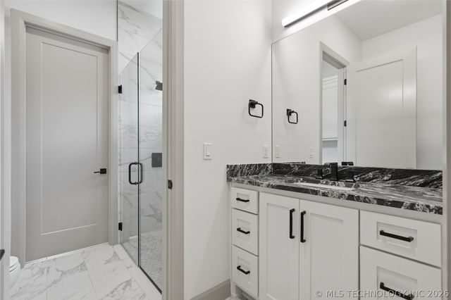 12011 S Vandalia Avenue, Tulsa, OK 74137