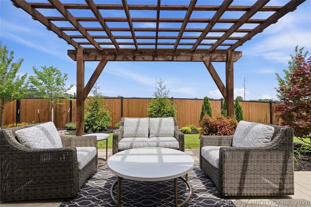 12011 S Vandalia Avenue, Tulsa, OK 74137